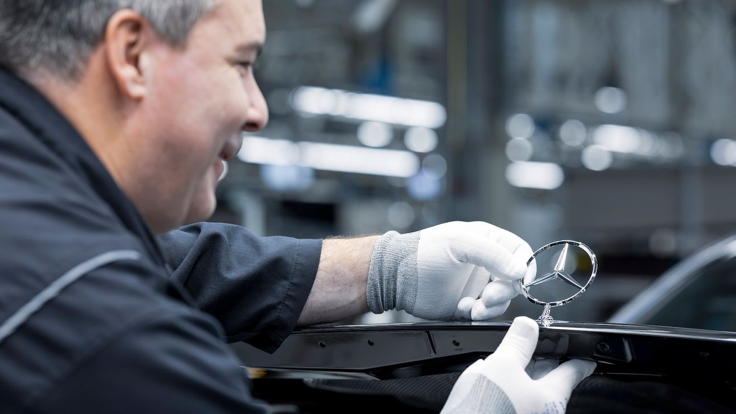 Mercedes-Benz Factory 56