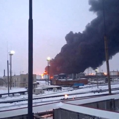 Drohnenangriff auf eine Raffinerie im russischen Oblast Ryazan.