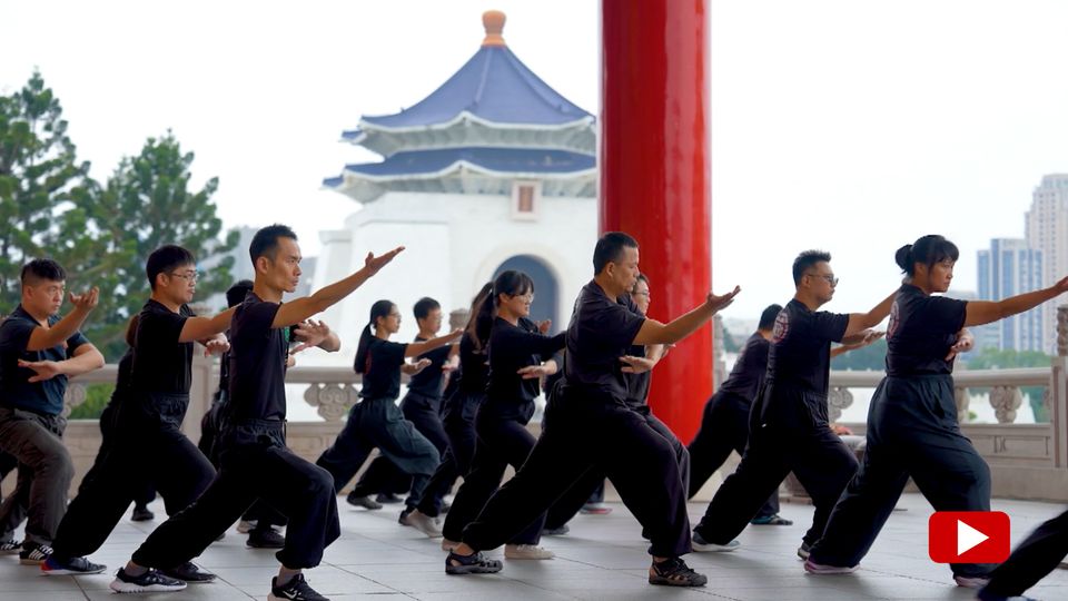 Many Taiwanese fear war with China