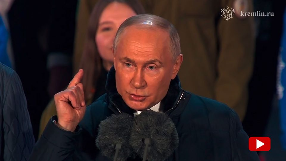 Propaganda-Party: Putin feiert seine "Wiederwahl" und Krim-Annexion