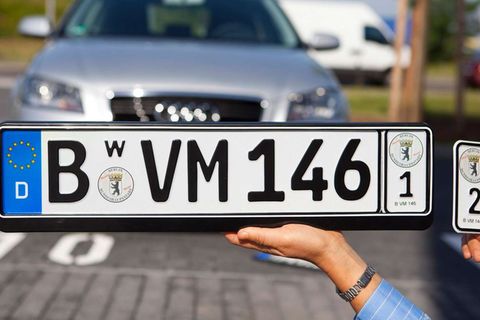 Aufmacher wechselkennzeichen GDV Auto Nummernschild