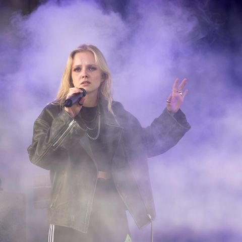 Paula Hartmann performed auf dem Spex Hip-Hop-Festival in Bern