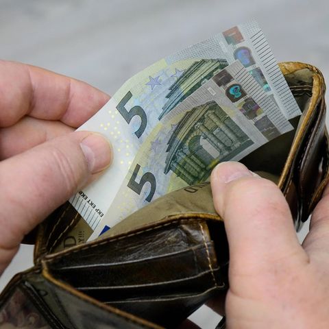 Um zur Teilnahme zu motivieren, legt das RKI derzeit fünf Euro zu einer Studienteilname bei. Der Bund der Steuerzahler kritisiert das Vorgehen.