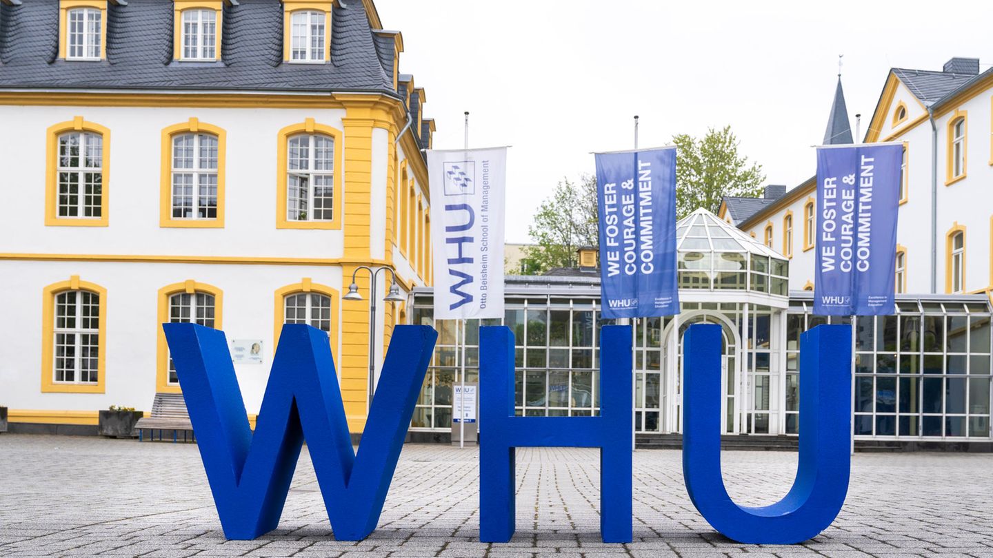 WHU Rector on excessive drinking: “We are not the alcohol police”