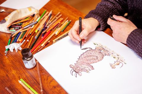 Axel Scheffler  zeichnet einen Grüffelo