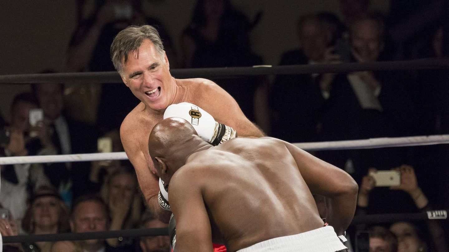Mitt Romney beim Boxen