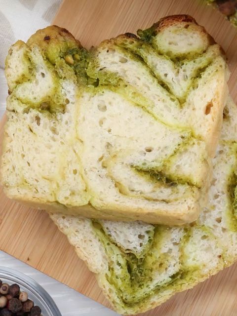 Einfach und lecker: Bärlauch-Brot für das Osterfest