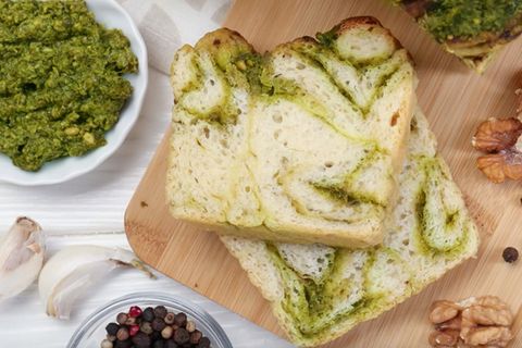 Einfach und lecker: Bärlauch-Brot für das Osterfest