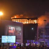 Moskau: Bei dem Anschlag geriet das Gebäude auch in Brand