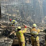 Beim Wegräumen der Trümmer in der Konzerthalle des Zentrums hätten Einsatzkräfte weitere Leichen gefunden,