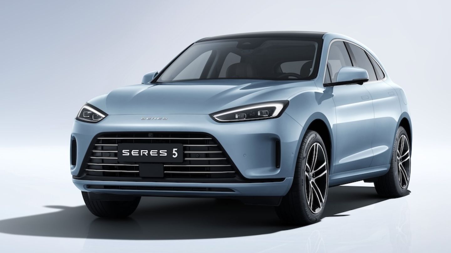 Electric cars from Seres – who is that again?