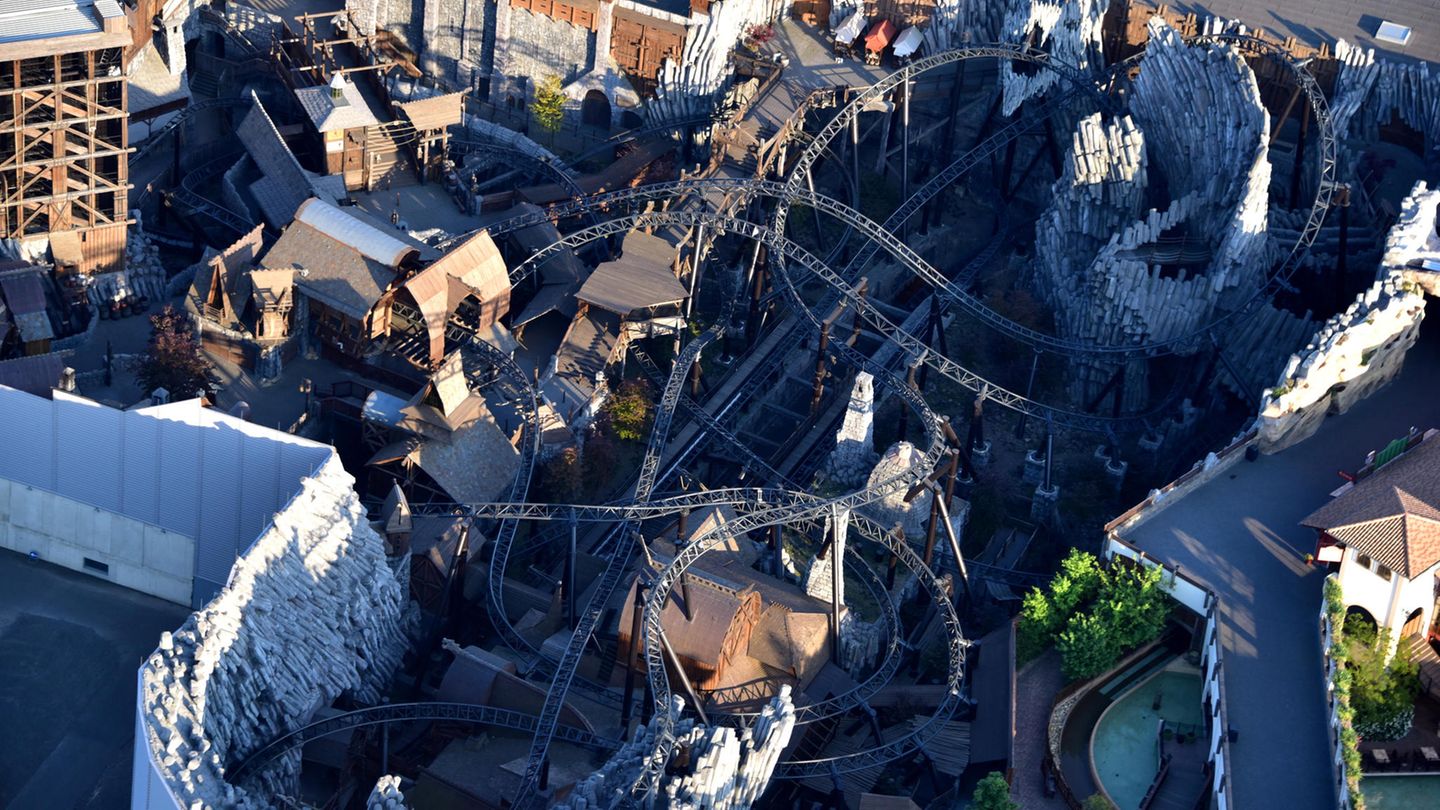 Eine Luftaufnahme des Freizeitparks Phantasialand