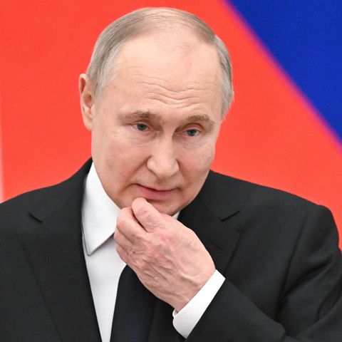 Militärexperte Christian Mölling im stern-Interview: "Putin sagt, warum soll ich verhandeln, ich habe gerade einen Lauf. Also muss man den Lauf stoppen." 