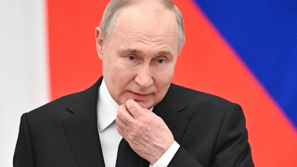 Militärexperte Christian Mölling im stern-Interview: "Putin sagt, warum soll ich verhandeln, ich habe gerade einen Lauf. Also muss man den Lauf stoppen." 