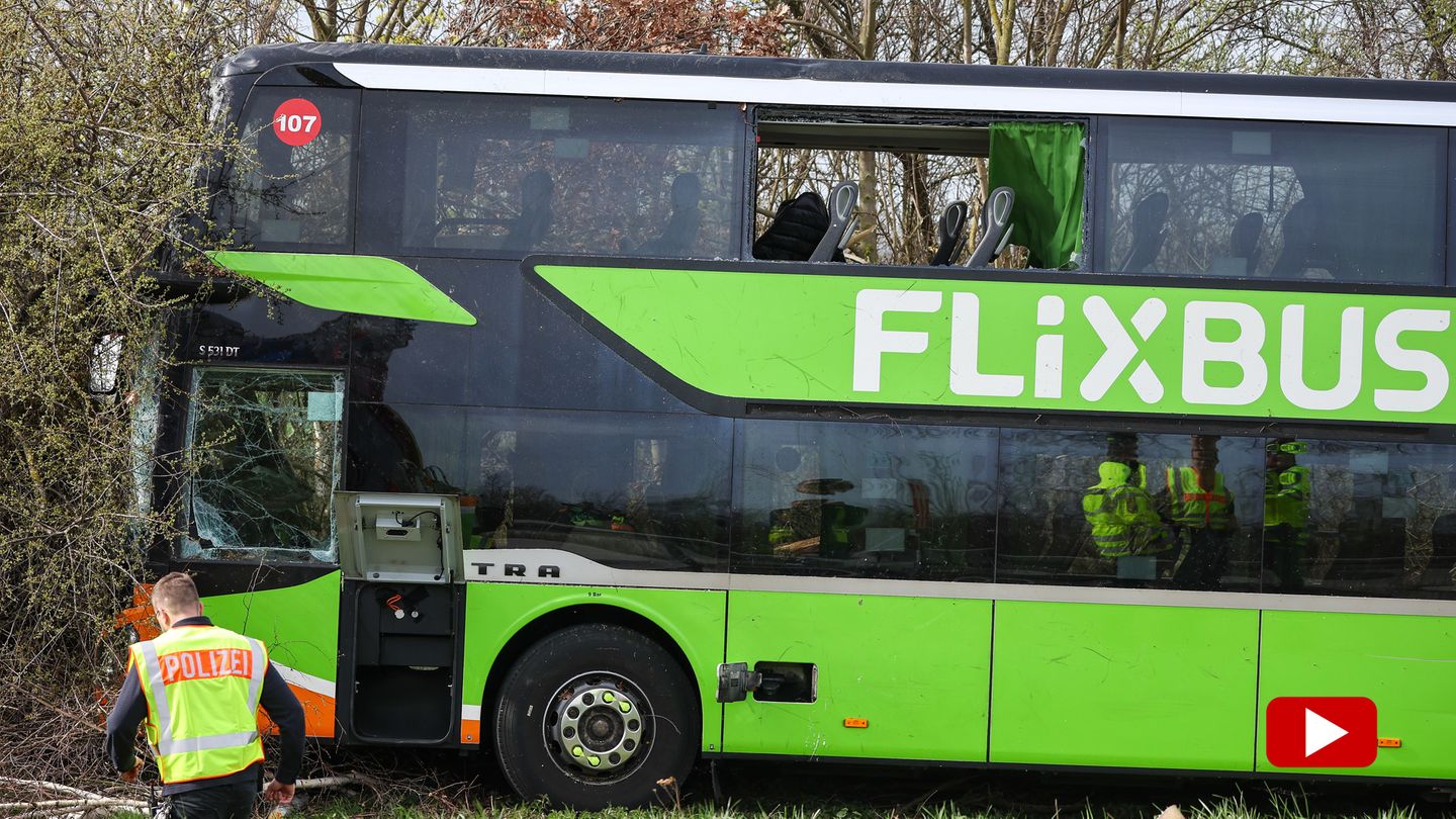Bei Leipzig Flixbus verunglückt auf der A9 Tote und Verletzte (Video