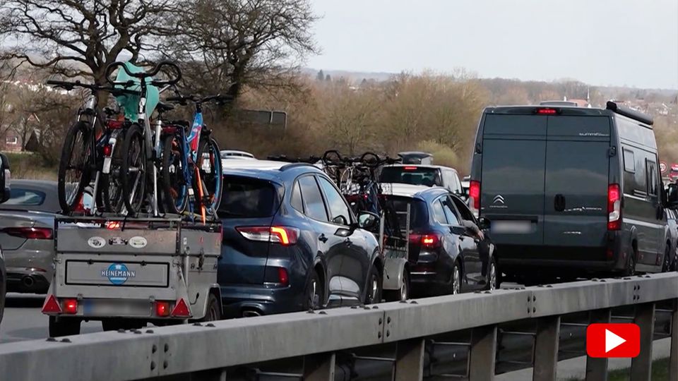 Osterverkehr: Mit diesen Tipps vermeiden Sie Stau am langen Wochenende