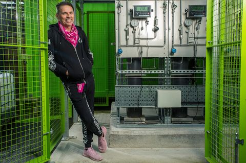 "Es ist moderne Alchemie": Dale Vince, Gründer der Firma "Skydiamond", auf dem Werksgelände im englischen Stroud