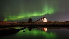 Straumur, Island. Ein kleines Oster-Bilderrätsel: Was ergeben wunderschöne Nordlichter über Island mit (bitte weiterklicken)...