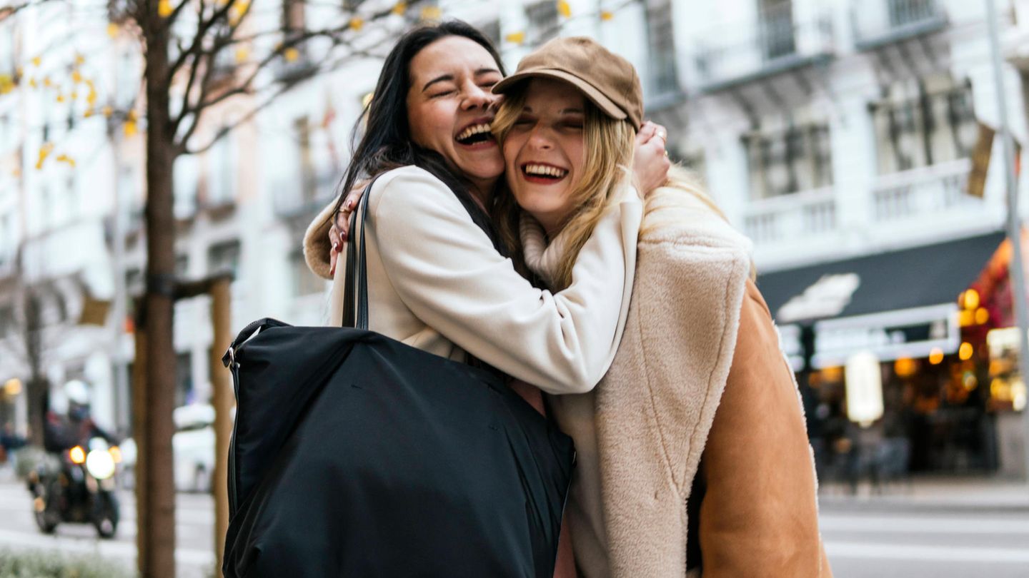 Single: Women are often happier alone than in a relationship