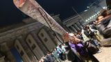 Ankiffen am Branderburger Tor Cannabis