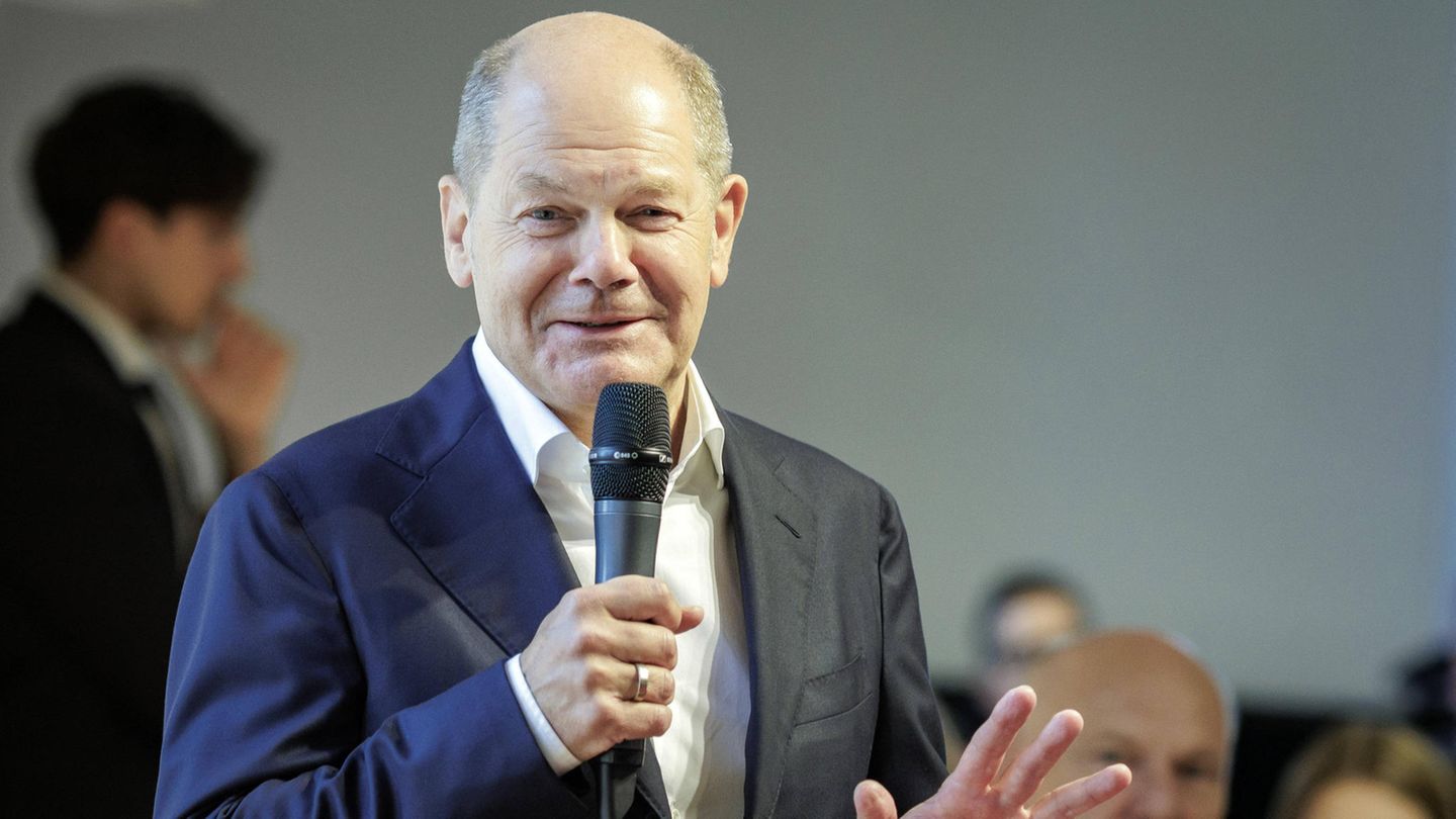 Bundeskanzler Olaf Scholz legt in den Umfragen erneut zu