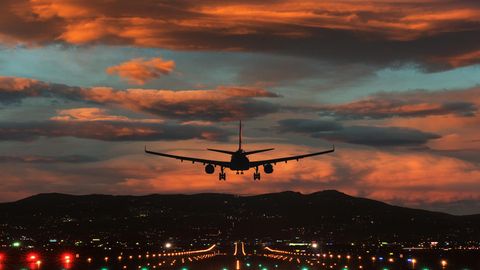 Flugzeug bei Landung