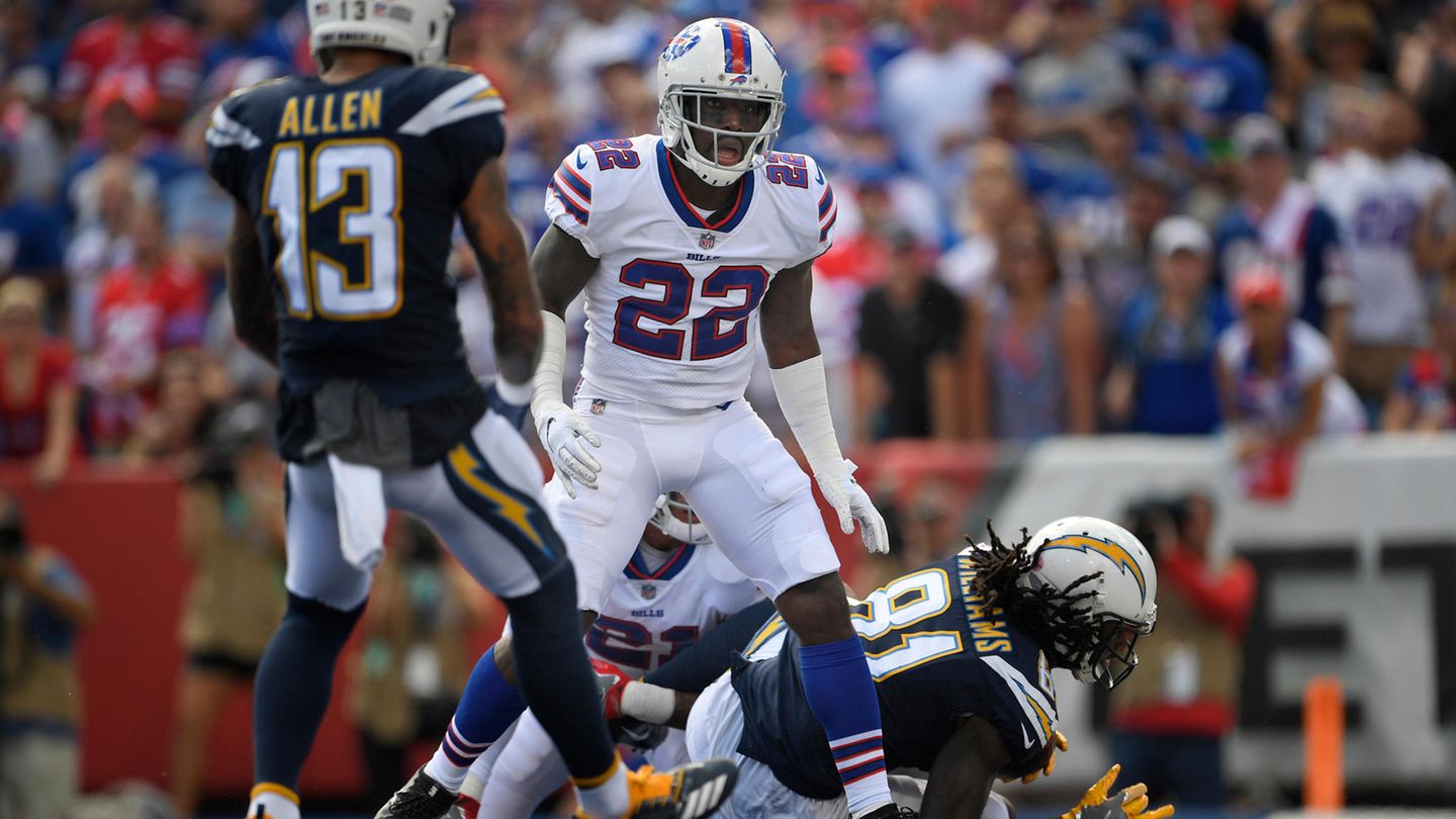 Vontae Davis: Ex-NFL professional dies at 35