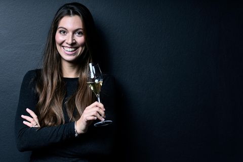 Marie-Luise Raumland mit Sekt