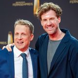 Comeback auf dem Fernsehpreis: Im Frühjahr 2024 zeigt sich Luke Mockridge erstmals nach seiner Auszeit wieder in der Medienöffentlichkeit − hier bei einer Aufnahme mit Komiker-Kollege Oliver Pocher