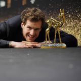 2017 geht Mockridge mit seinem Programm "Lucky Man" auf Tour, 2018 erhält er den Bambi in der Kategorie "Comedy"