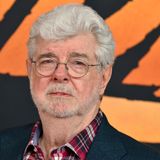 George Lucas: 5,5 Milliarden US-Dollar  Möge der Reichtum mit ihm sein. "Star-Wars"-Schöpfer George Lucas ist der reichste Celebrity auf der "Forbes"-Liste, vor allem dank des Verkaufs seiner Produktionsfirma Lucasfilm. Disney zahlte ihm dafür 2012 mehr als 4 Milliarden Dollar in bar und Aktien.
