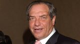 13. Dick Wolf: 1,2 Milliarden US-Dollar  Der 77-jährige TV-Produzent ist seit Jahrzehnten mit Krimiserien wie "Law & Order" enorm erfolgreich und stieg damit jüngst in den "Forbes"-Club der Celebrities-Milliardäre auf.