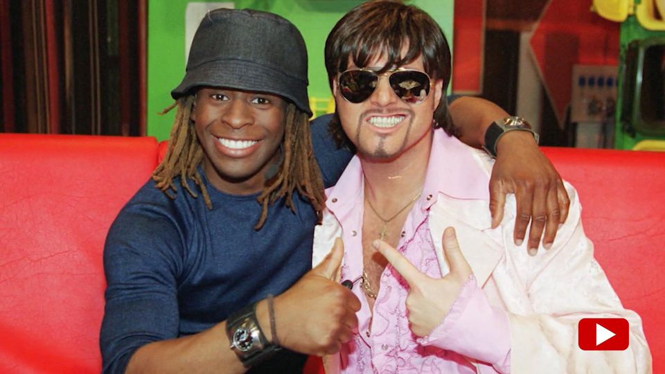 Mola Adebisi kritisch über Stefan Raabs Comeback: "Kann man überhaupt noch so erfolgreich TV machen?" Stefan Raab hat das geschafft, wovon viele Influencerinnen und Netz-Stars nur träumen können. Ihm folgen dank eines einzigen Reels mittlerweile 2,8 Millionen Menschen auf Instagram. Sein TV-Kollege Mola Adebisi fragt sich im Video, ob Raab auch im TV erneut erfolgreich sein kann.