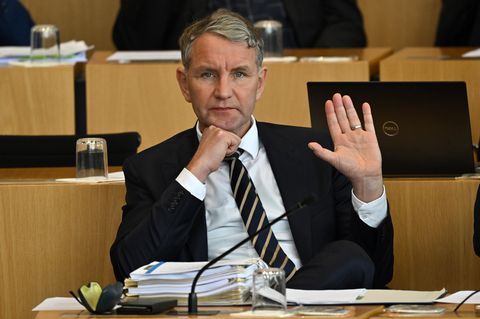 AfD-Politiker Björn Höcke im Plenarsaal des Thüringer Landtag