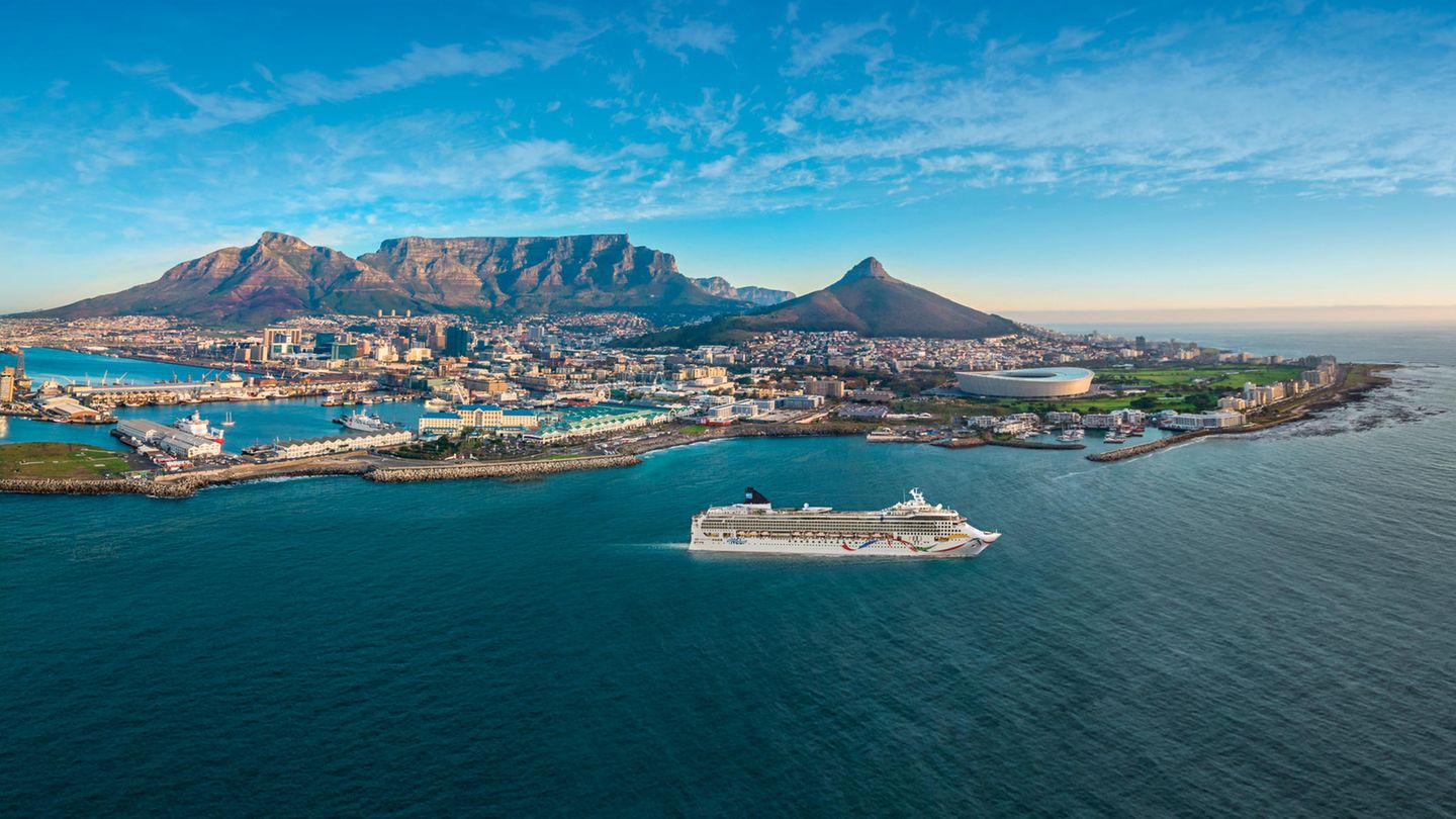 Norwegian Dawn vor Kapstadt Norwegian Dawn vor Kapstadt