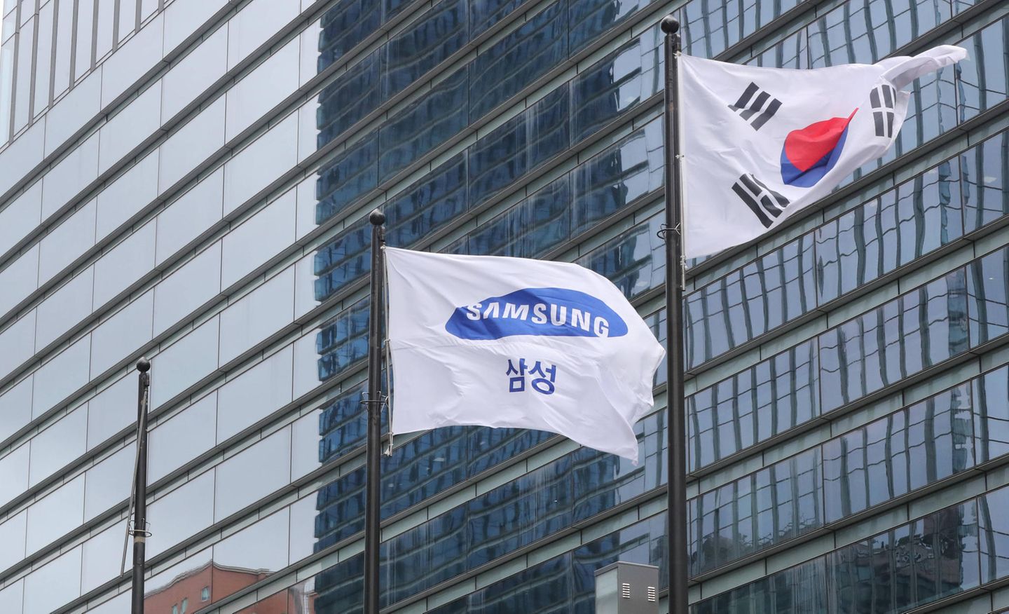 #9 Samsung Electronics Samsung Electronics-Fahne