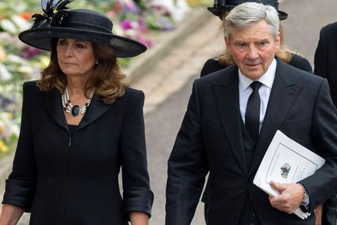 Carole und Michael Middleton 2022 bei der Trauerfeier für Queen Elizabeth II.