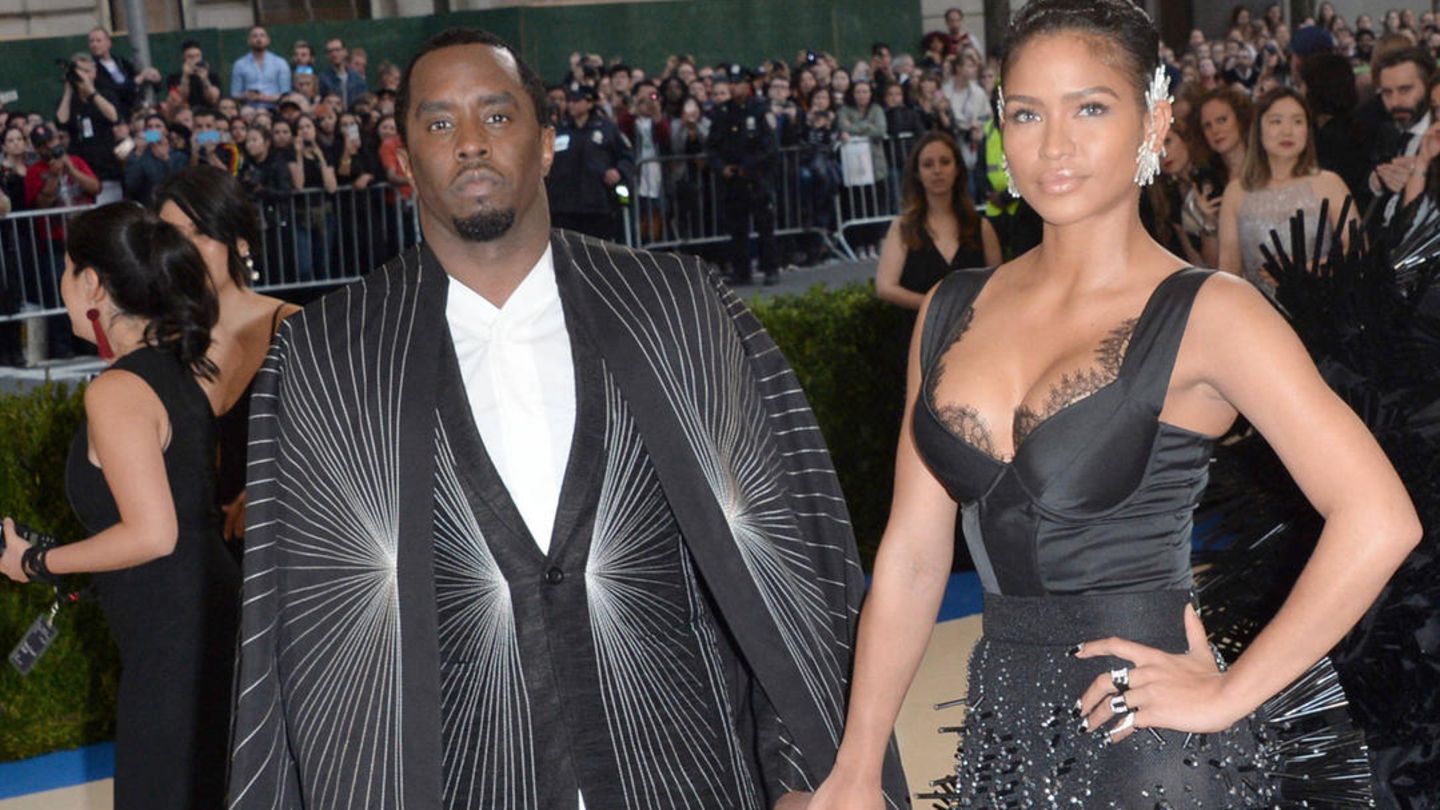 Sean “Diddy” Combs’ ex-girlfriend Cassie is apparently helping investigators