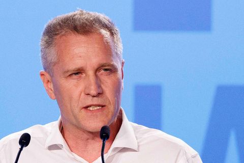 Der Bundestagsabgeordnete Petr Bystron auf dem Europaparteitag der AfD im Sommer 2023 in Magdeburg.