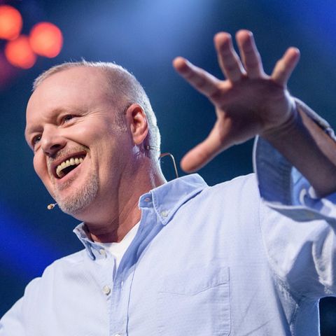 Stefan Raab kehrt mit einem Boxkampf gegen Regina Halmich ins TV zurück