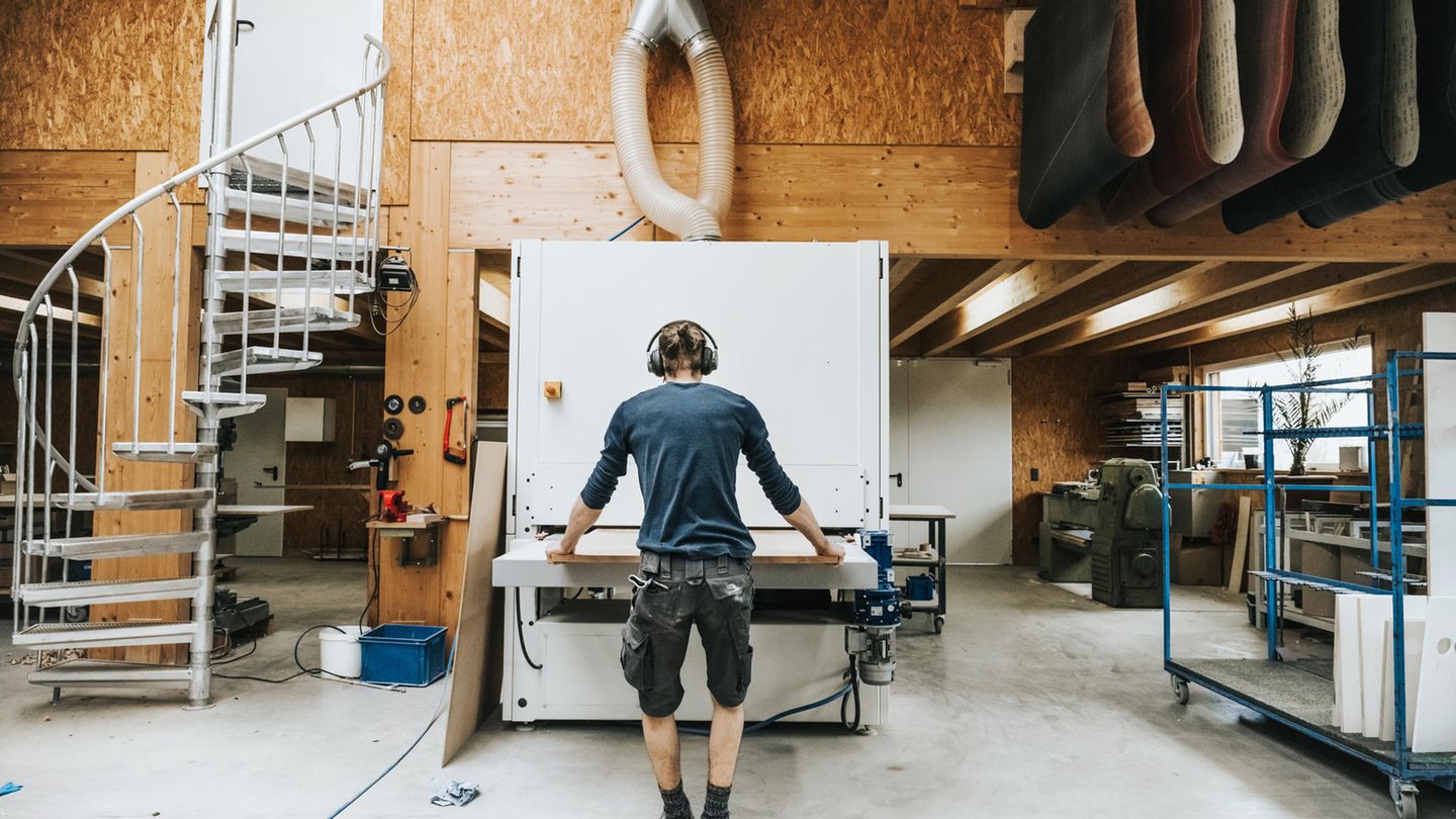 Hier finden Sie die innovativsten Mittelständler im Bereich Möbelindustrie. 