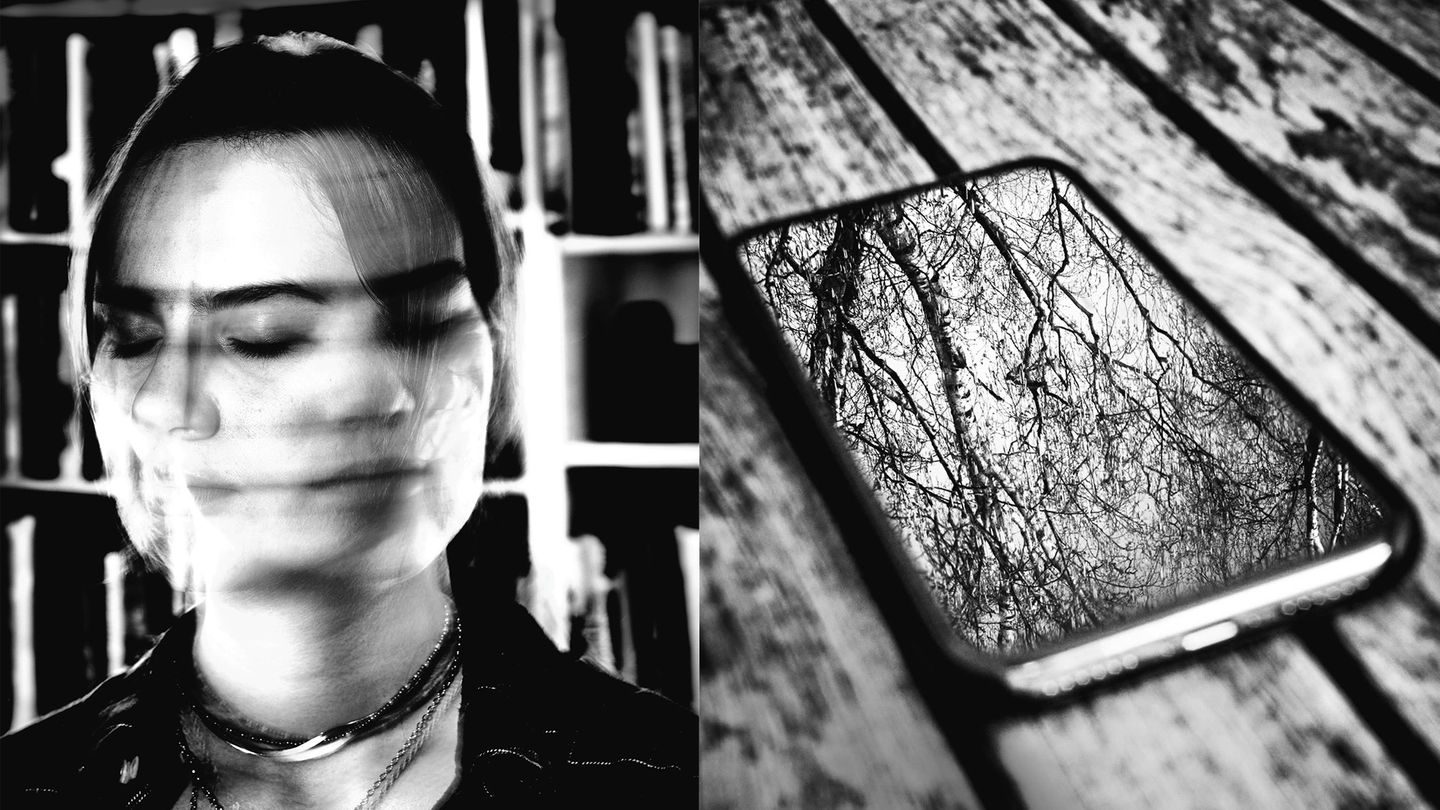 Collage: Jannes Gesicht nah. Im Bildschirm eines Handys spiegeln sich blattlose Baumzweige.