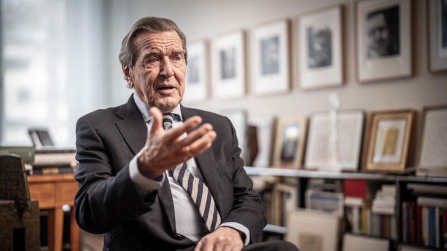 Gerhard Schröder: SPD has lost its compass