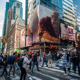 Fast 400.000 Menschen überqueren sie täglich