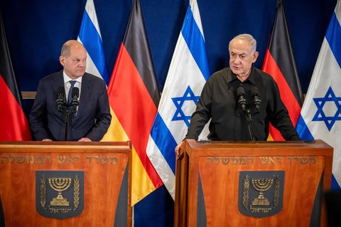 Bundeskanzler Olaf Scholz neben Israels Ministerpräsident Benjamin Netanjahu