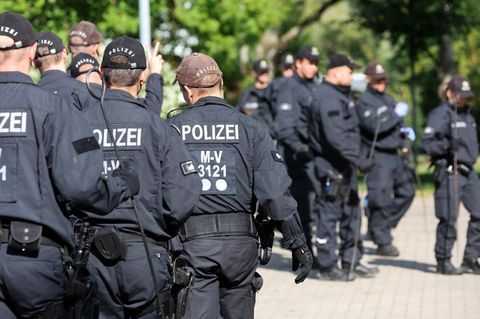 Polizeieinsatz in Mecklenburg-Vorpommern: Wachsende Belastung für Beamte
