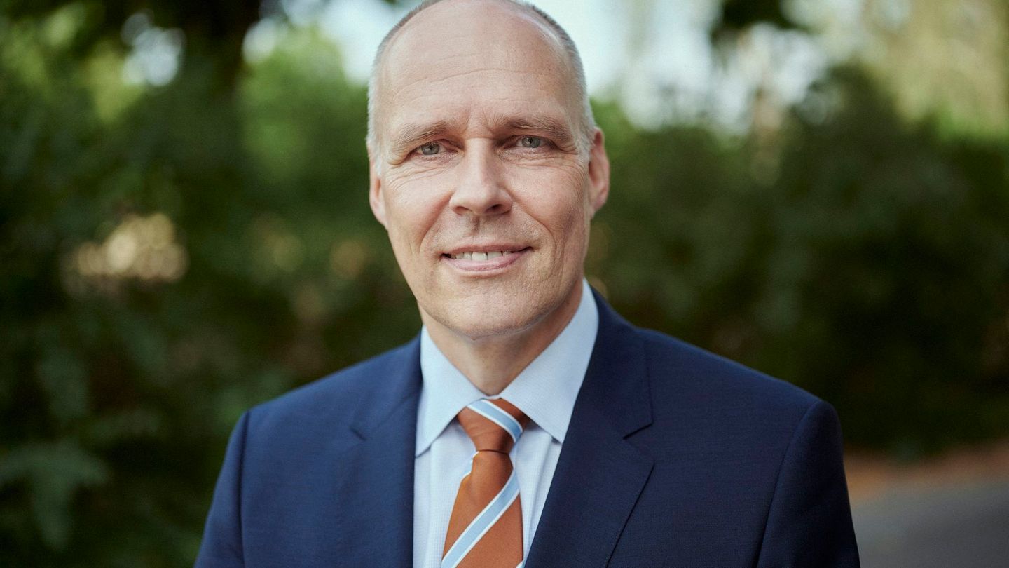 Prof. Frank Neubacher erklärt die Kriminalstatistik