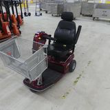 Auch dieser Shoprider gehört zum Fuhrpark...