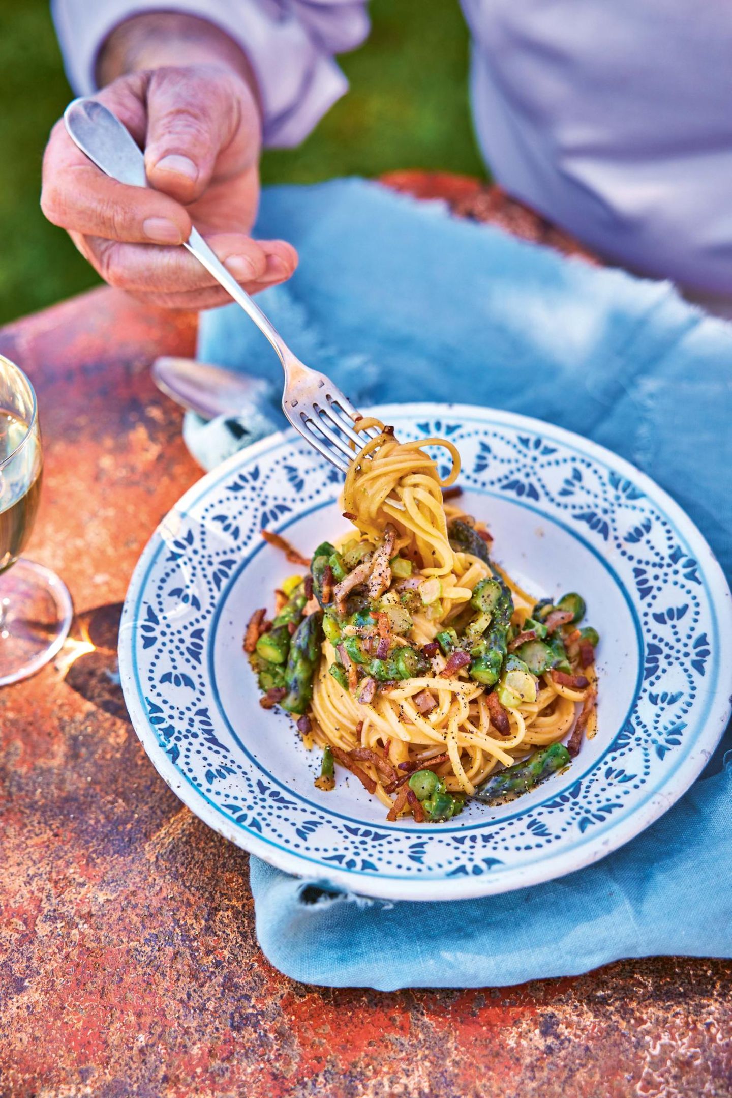 Gennaros Gemüseküche: Carbonara mit grünem Spargel Gennaros Gemüseküche: Carbonara mit grünem Spargel