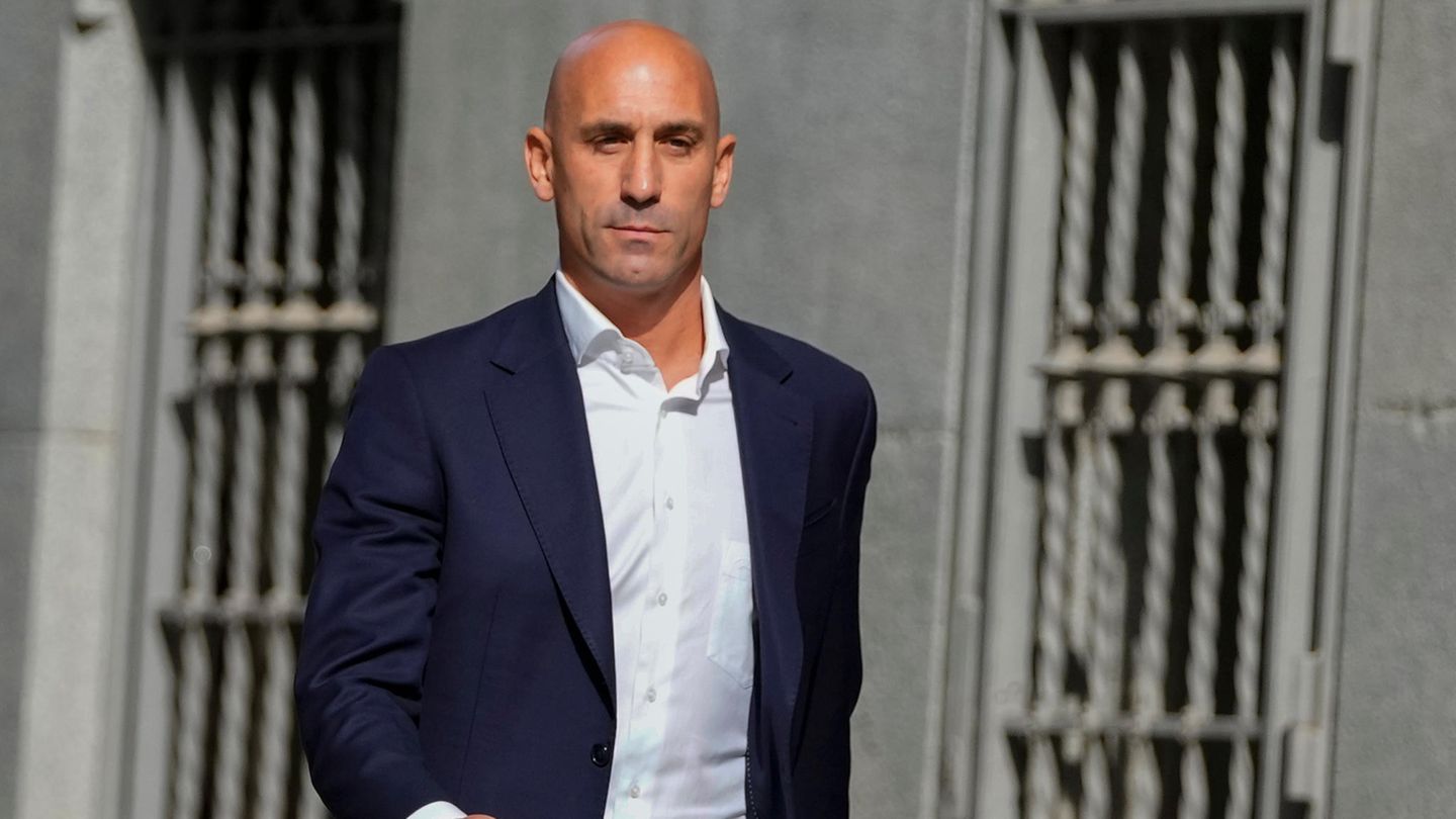 Spaniens Ex-Fußballverbandschef Luis Rubiales vor dem Nationalen Gerichtshof in Madrid